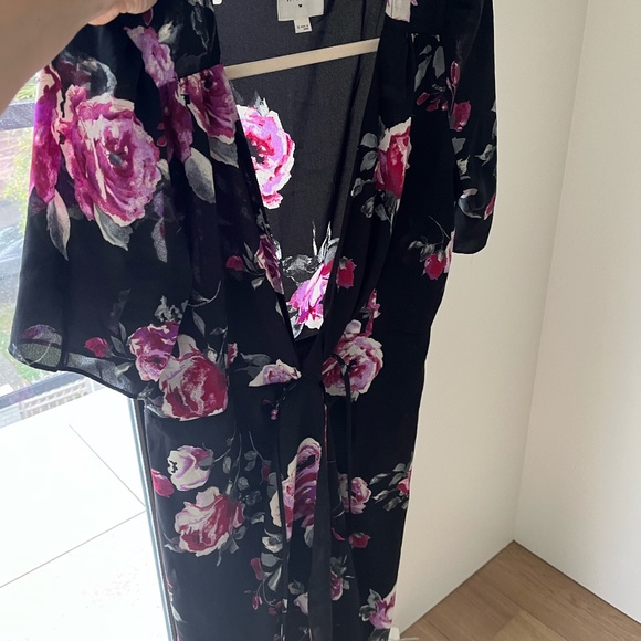 Black long floral dress - Picture 2 of 4